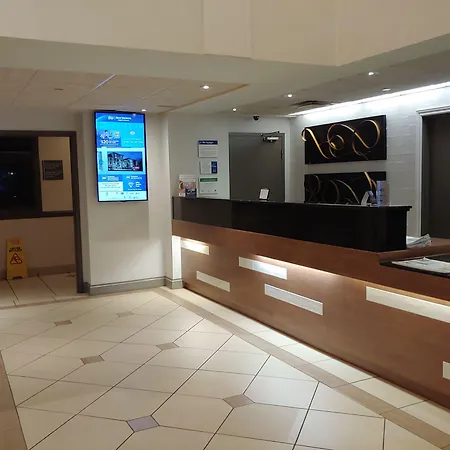 Best Western Plus Burlington Inn & Suites-2