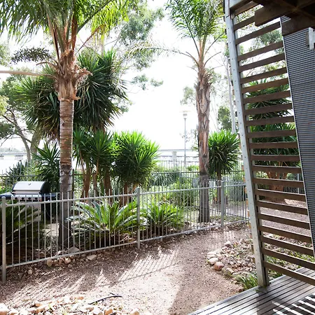Majestic Oasis Apartments-3