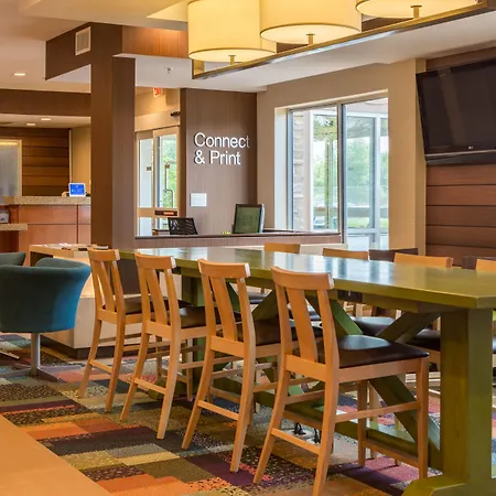 Fairfield Inn & Suites By Marriott Columbus-2