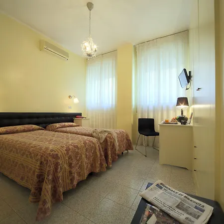 Hotel Cristallo Brescia-3