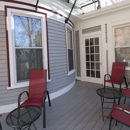 Irving House At Harvard-2