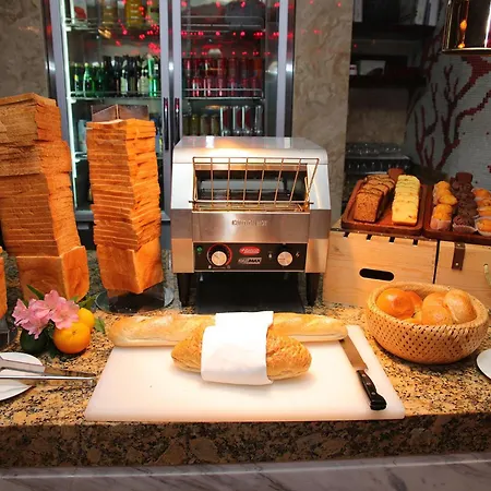 Ramada Plaza Shanghai Pudong Airport-2