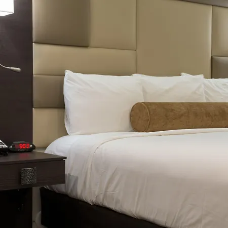 Hotel Xilo Glendale-3