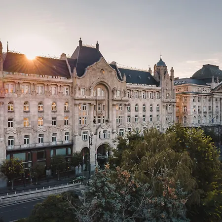 Four Seasons Hotel Gresham Palace Budapest-3