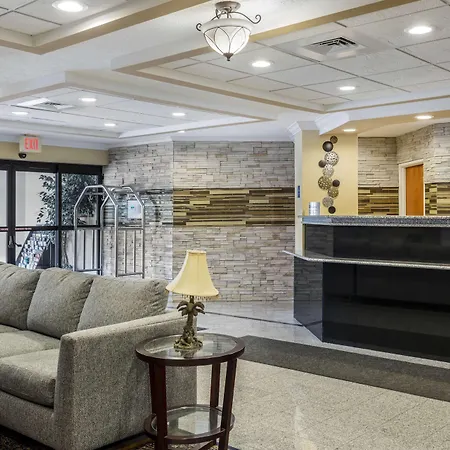 Best Western Plus New England Inn & Suites-2