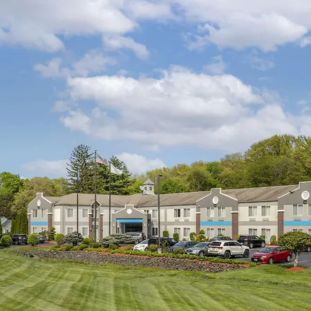 Best Western Plus New England Inn & Suites-3