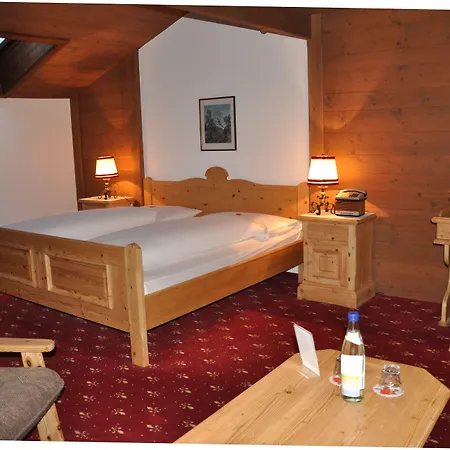 Hotel Gletschergarten-3