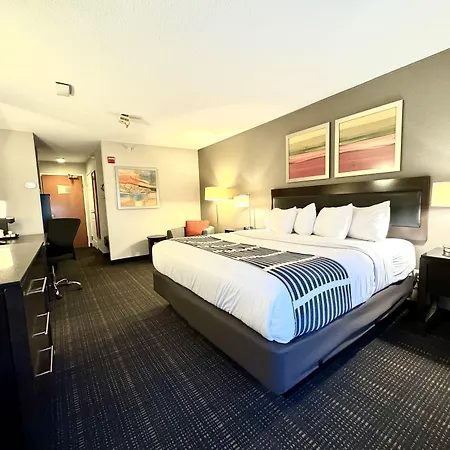 Wingate By Wyndham Columbia-3