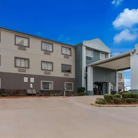 Quality Inn & Suites Pearl-Jackson-2