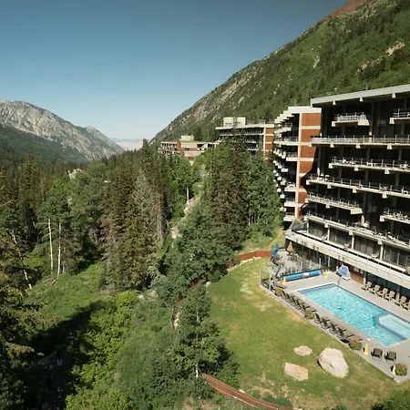 Lodge At Snowbird-3