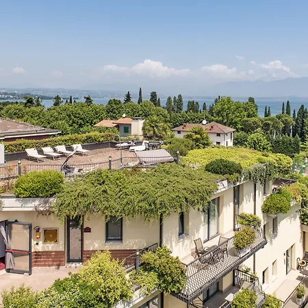 Admiral Hotel Villa Erme-3