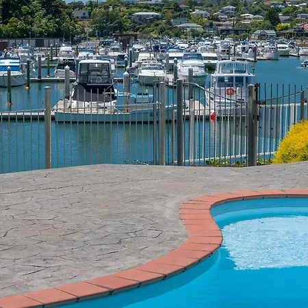 Beachcomber Inn Picton-3