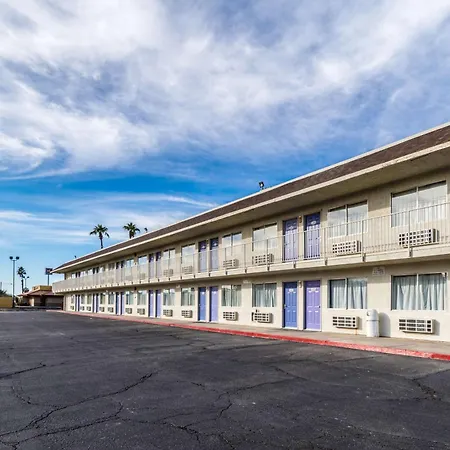 Motel 6-El Centro, CA-2