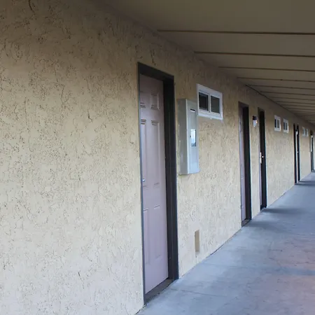 Menifee Inn-3