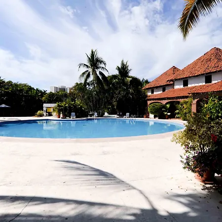 Hotel Villas Paraiso-3