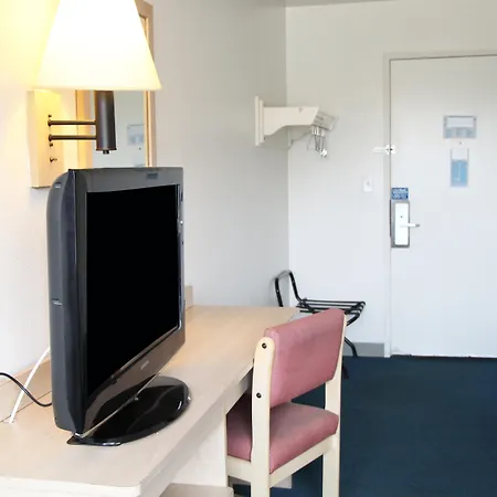 Americas Best Value Inn East Peoria-2