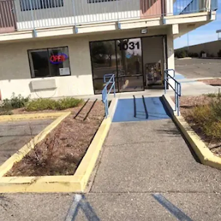 Super Inn Motel-3