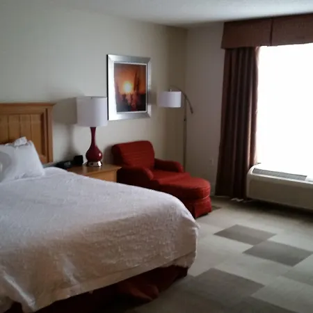 Hampton Inn Cortland, Ny-3