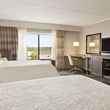 Hampton Inn & Suites By Hilton Manchester Bedford-2