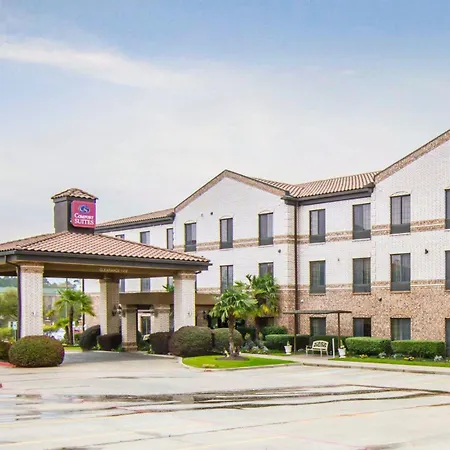 Comfort Suites Marshall-3