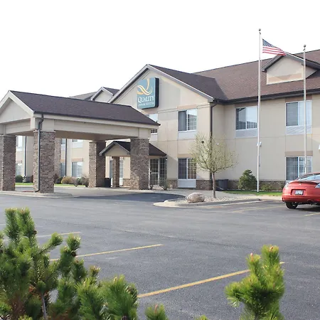 Quality Inn & Suites Lodi I-90-2