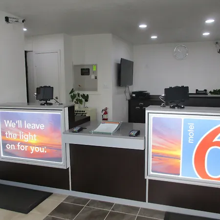 Motel 6-Meridian, Ms-3