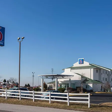 Motel 6 Dale, Indiana Near Holiday World And Splashing Safari#Central Time #I64 Highway-2
