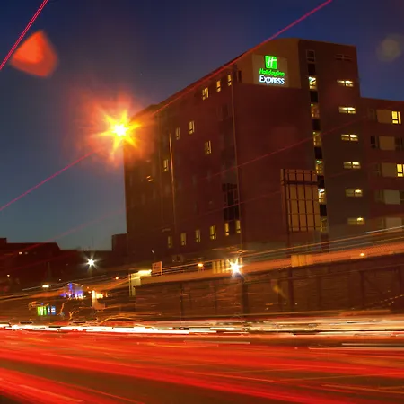 Holiday Inn Express London Limehouse By Ihg-3