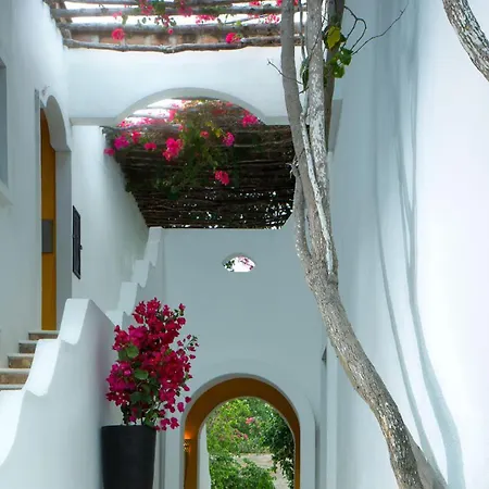 My Blue Hotel-2
