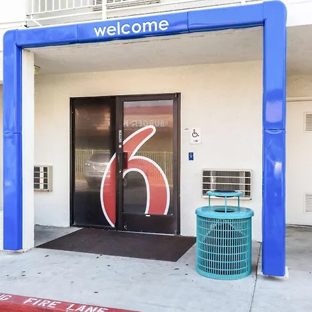 Motel 6-Bakersfield, Ca - East-2