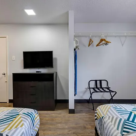 Studio 6-Arlington, Tx - South - Dallas-3