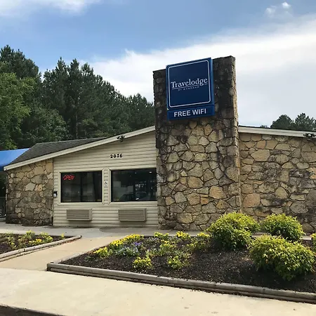 Travelodge By Wyndham Fayetteville-3
