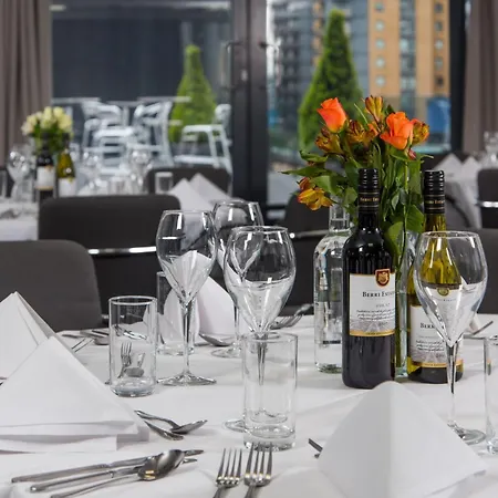 Holiday Inn London West By Ihg-3