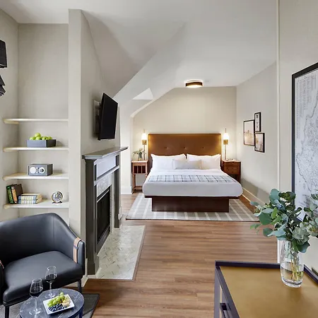 Gosby House Inn, A Four Sisters Inn-2