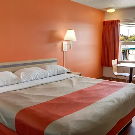 Motel 6-Bend, Or-3