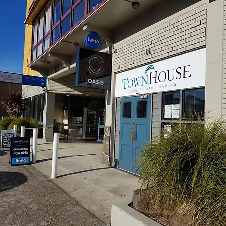 Burnie Central Townhouse Hotel-3
