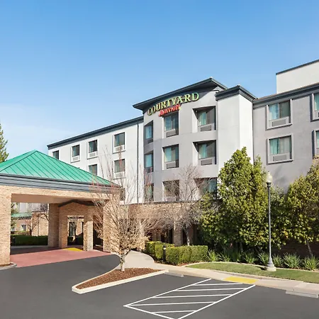 Courtyard By Marriott Sacramento Folsom-2