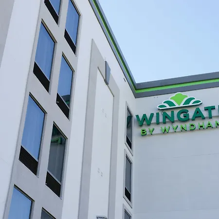Wingate By Wyndham Louisville Airport Expo Center-2