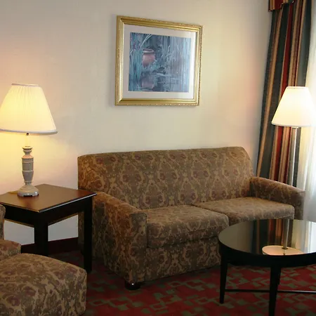 Hampton Inn Canton-2