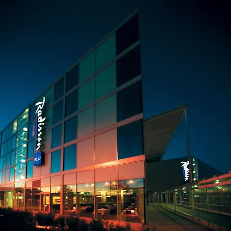Radisson Blu Hotel London Stansted Airport-3