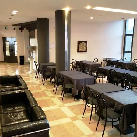 Hotel Martini-2