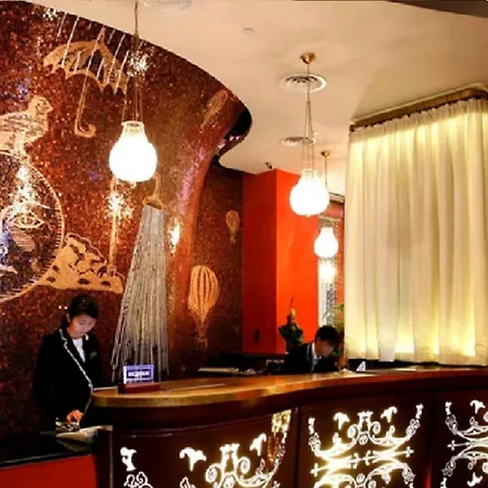 The Luxe Manor-2