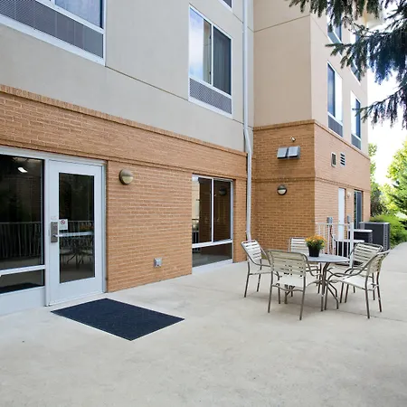 Fairfield Inn And Suites By Marriott Winchester-3