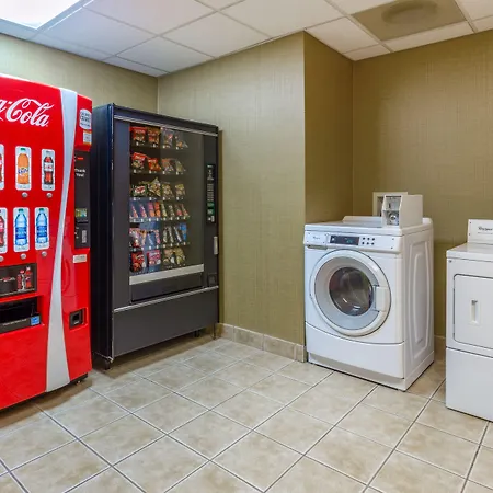 Holiday Inn Express Hotel & Suites Bowling Green By Ihg-2