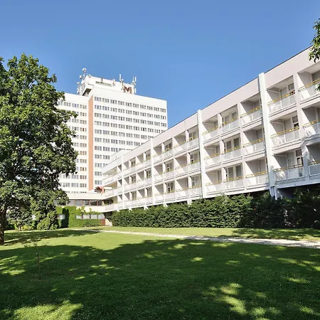 Danubius Hotel Marina-2