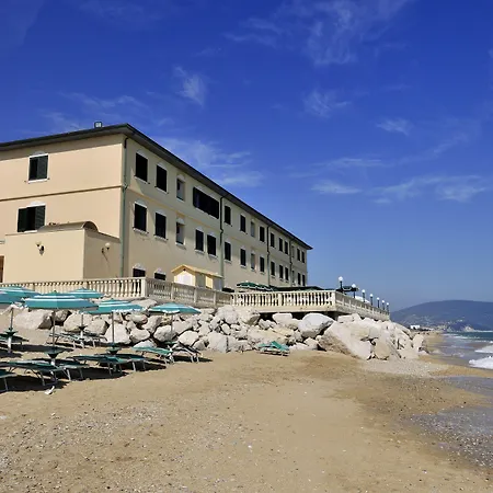 Hotel Brigantino Non Dista-3