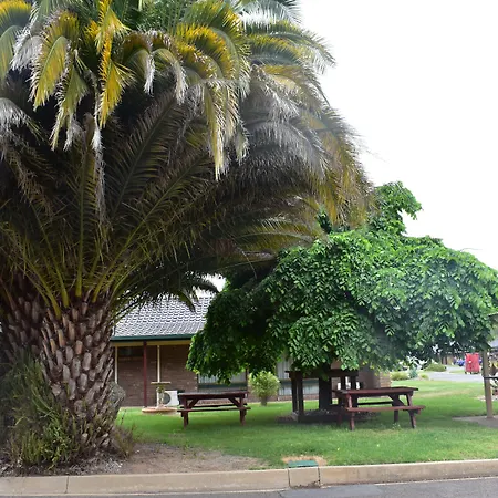 Meninya Palms Resort Moama-2