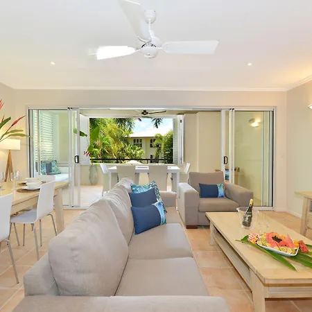 Cayman Villas Port Douglas-2