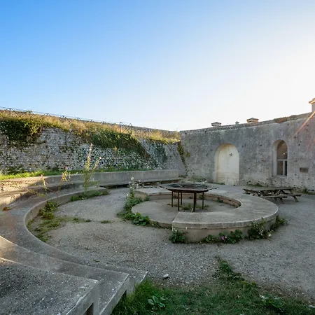 Résidence Pierre&Vacances Le Fort de la Rade-3