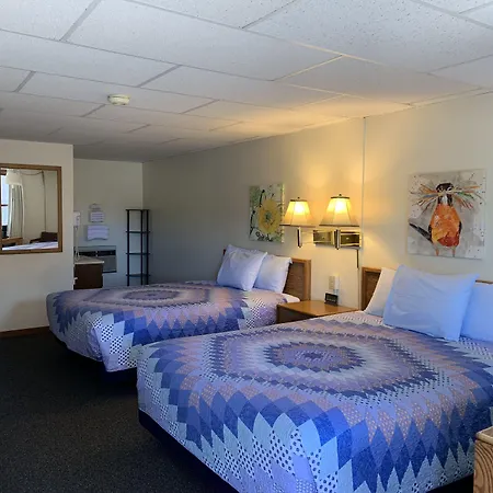 Chief Motel-3